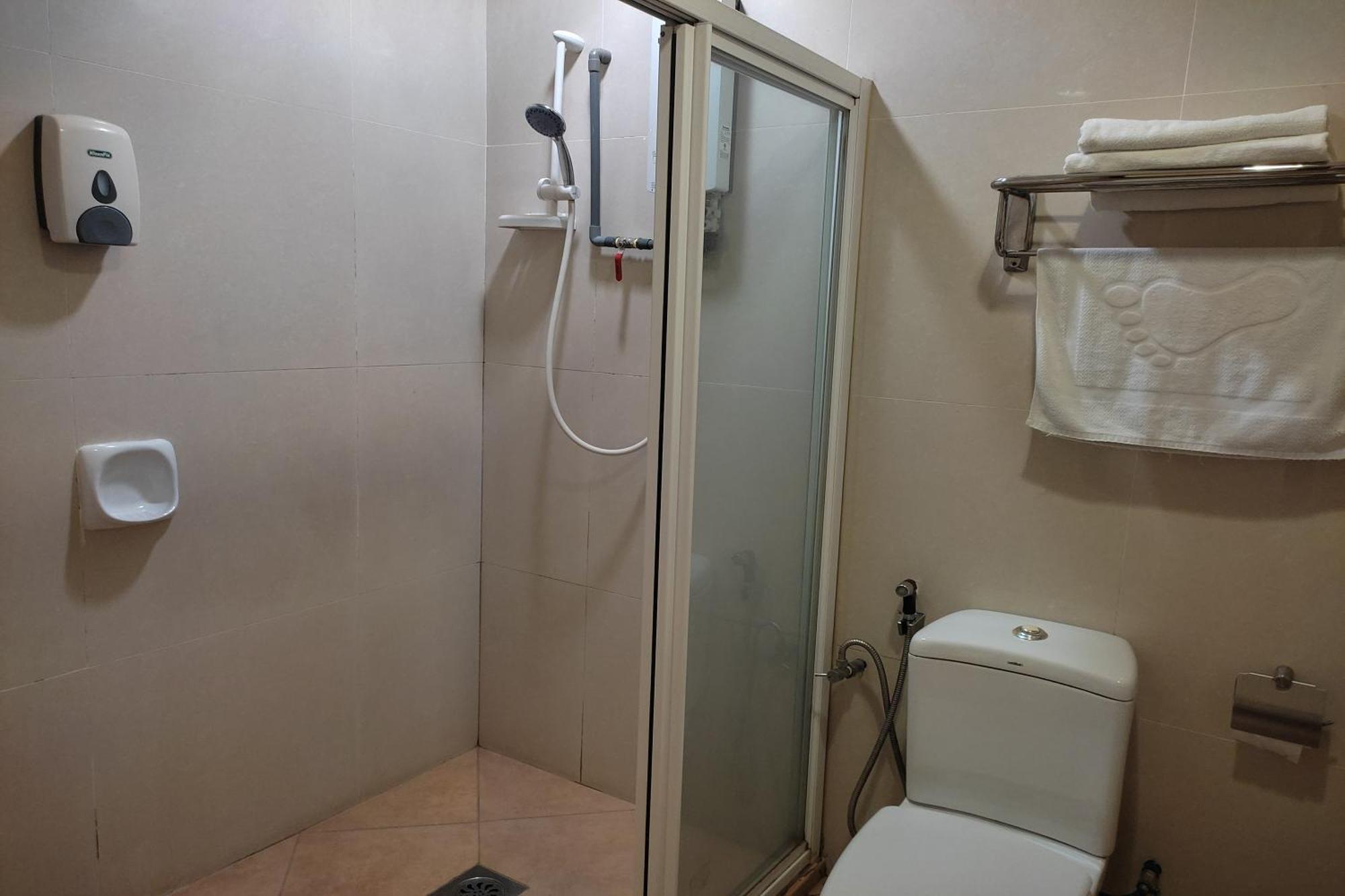 Hotel D'New 1 Kk Sabah Donggongon Dış mekan fotoğraf